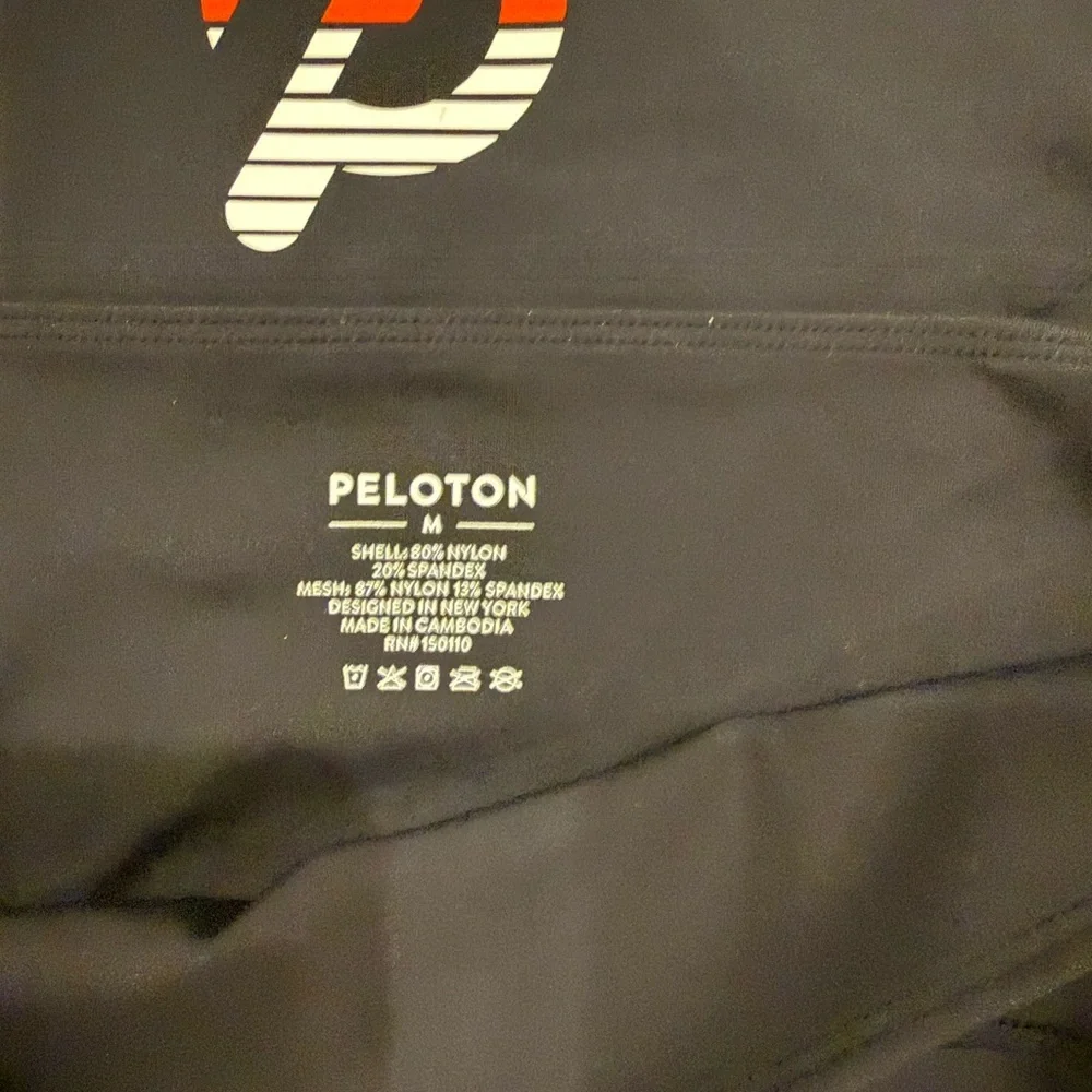 Peloton leggings size medium - Picture 2 of 3